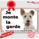 Fox Terrier blanc et fauve à poils durs, plaque portail "Je Monte la Garde, risques périls" pancarte photo panneau